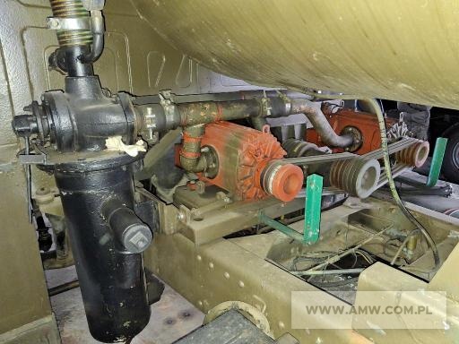 Samochód asenizacyjny SK-82 na samochodzie JELCZ 325 (z częściowym wyposażeniem) 